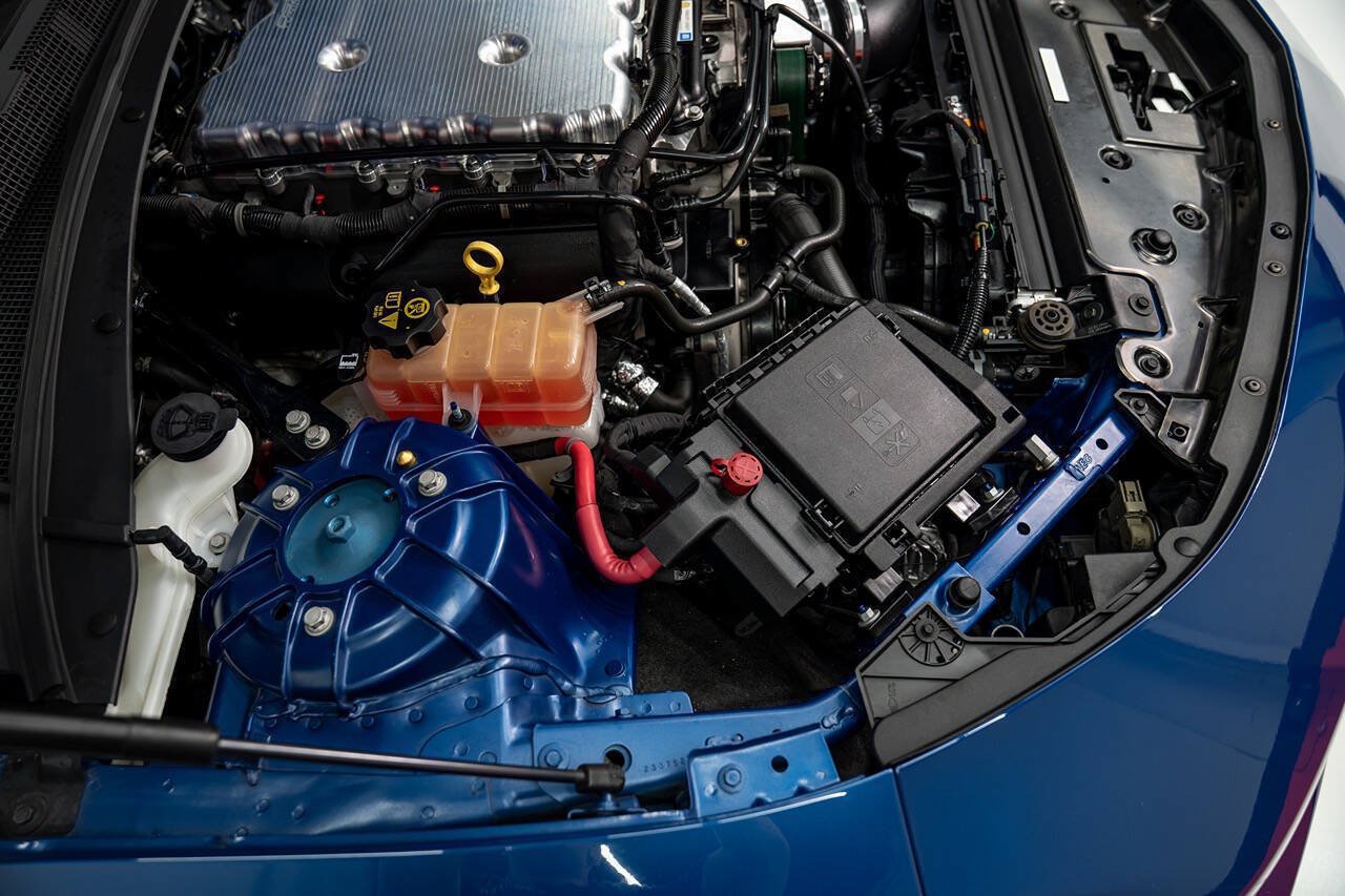 Used 2023 Chevrolet Camaro ZL1 RWD image 14