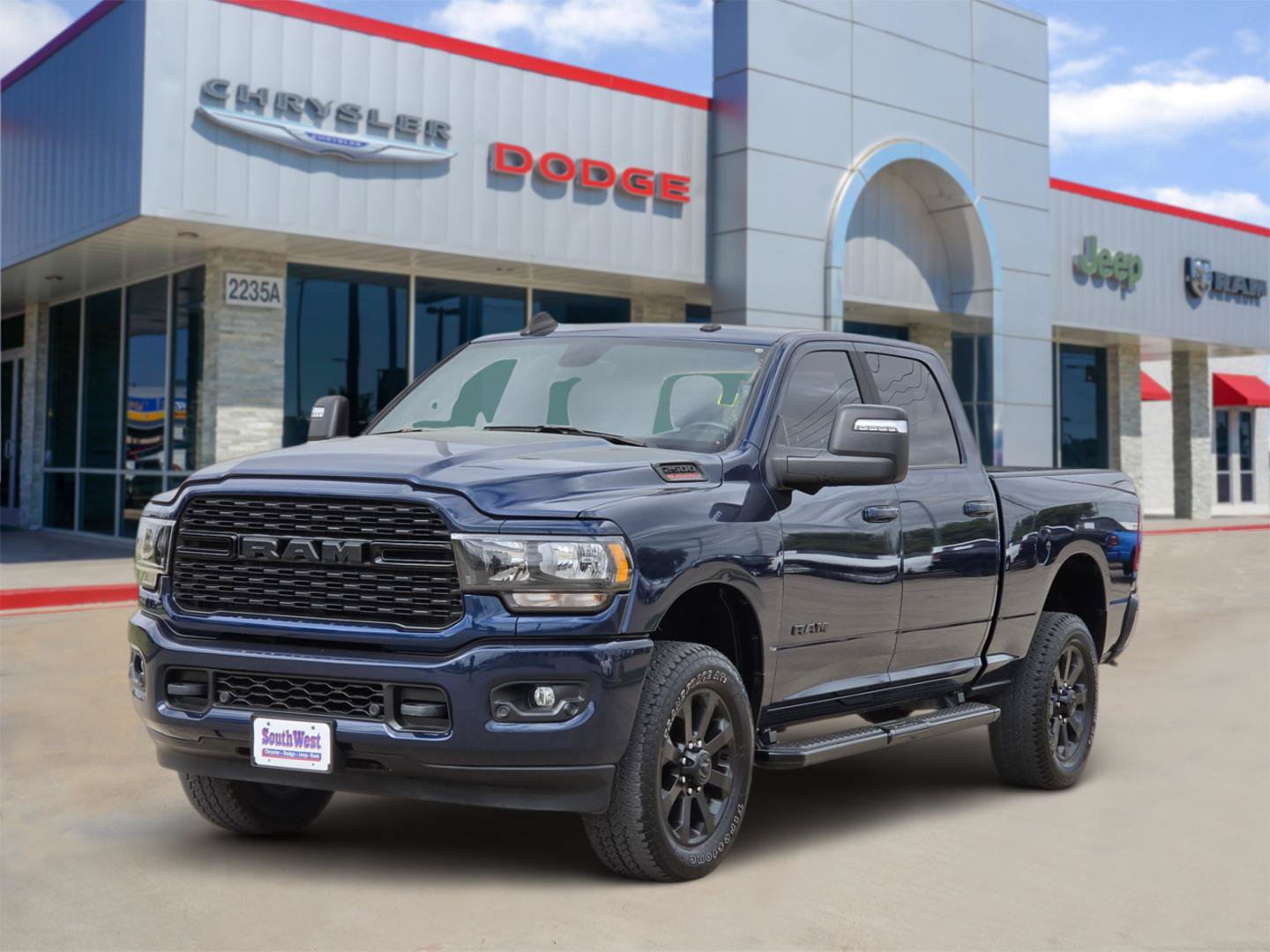 Used 2024 RAM 2500 Big Horn w/ Night Edition AWD/4WD image 2