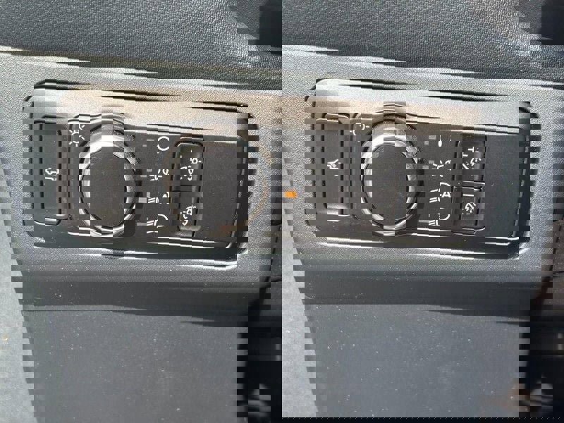 Used 2023 Ford Maverick Lariat w/ Lariat Luxury Package image 15