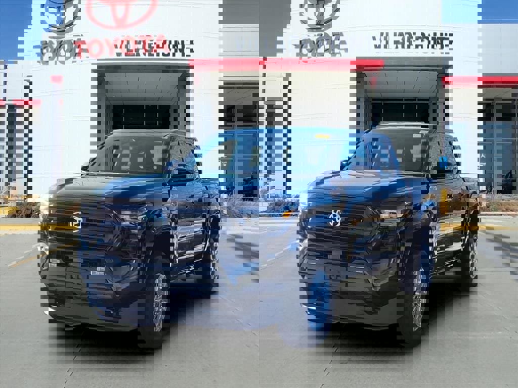 Used 2025 Toyota Tacoma SR5