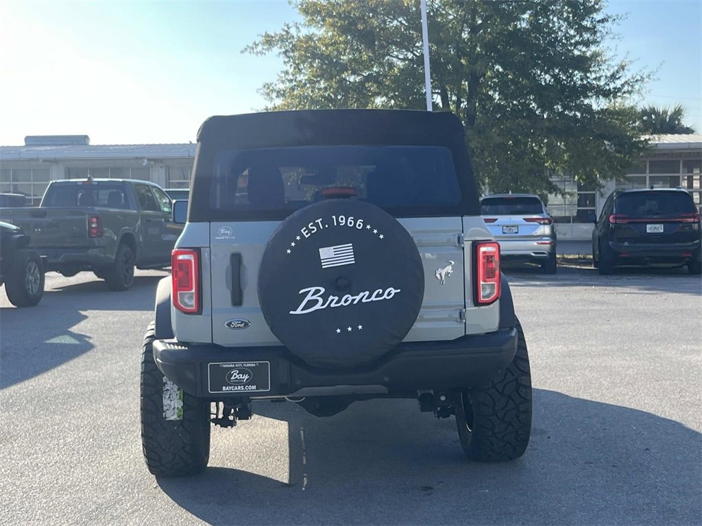 Used 2023 Ford Bronco Black Diamond image 5