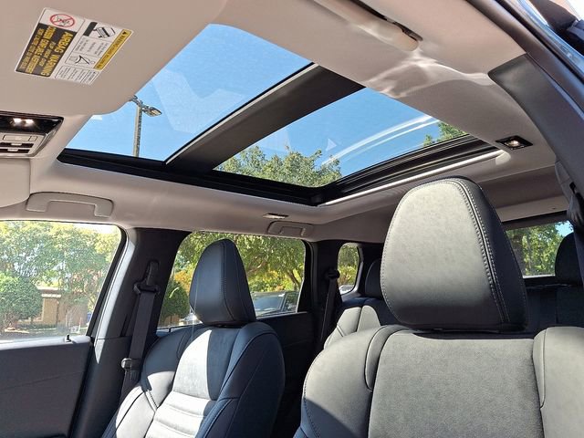 New 2025 Mitsubishi Outlander SE image 10