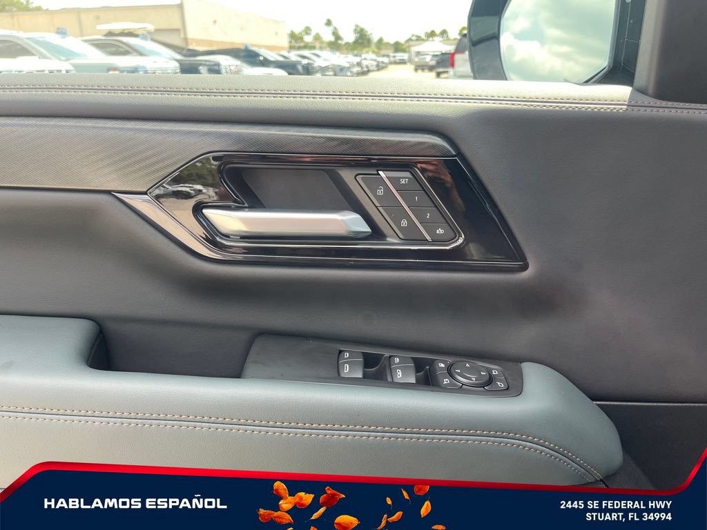 New 2026 GMC Yukon XL AT4 w/ AT4 Premium Plus Package AWD/4WD image 23