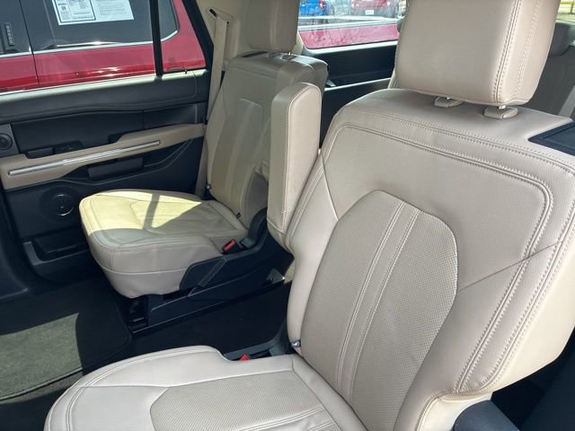 Used 2023 Ford Expedition Limited image 28