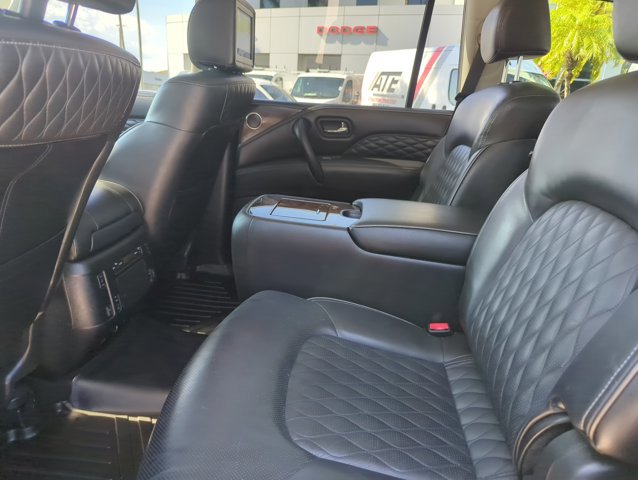 Used 2018 INFINITI QX80 2WD w/ Deluxe Technology Package image 17