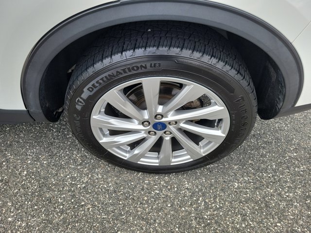 Used 2022 Ford Escape Titanium w/ Titanium Elite Package image 6