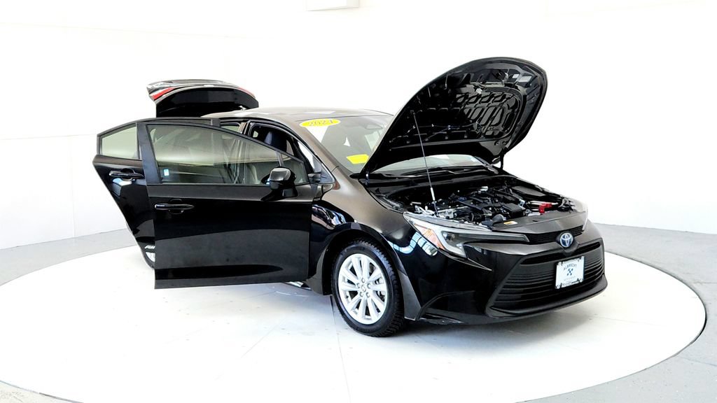 Certified 2024 Toyota Corolla LE w/ LE Convenience Package AWD/4WD image 12