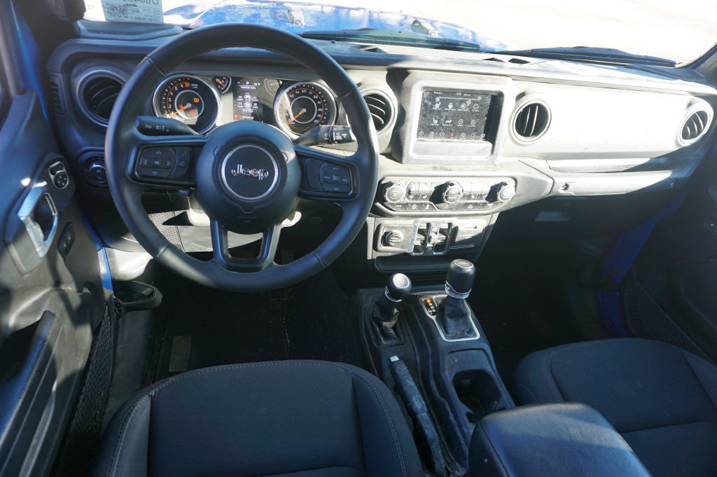 Used 2023 Jeep Gladiator Sport AWD/4WD image 6