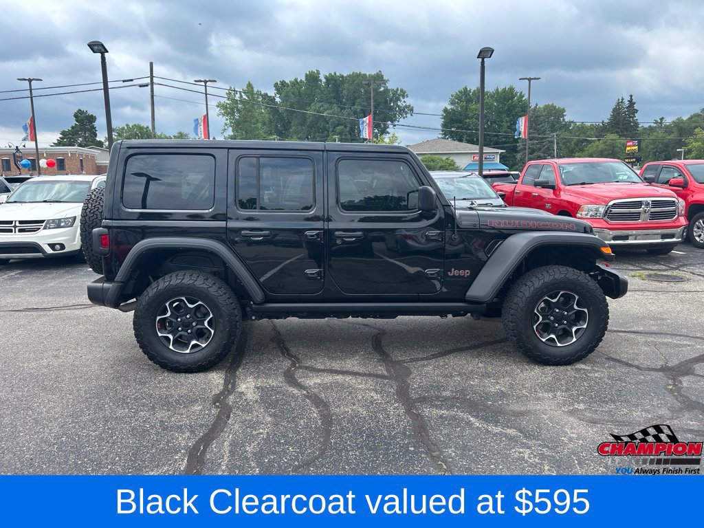 Used 2023 Jeep Wrangler Unlimited Rubicon w/ Cold Weather Group AWD/4WD image 6