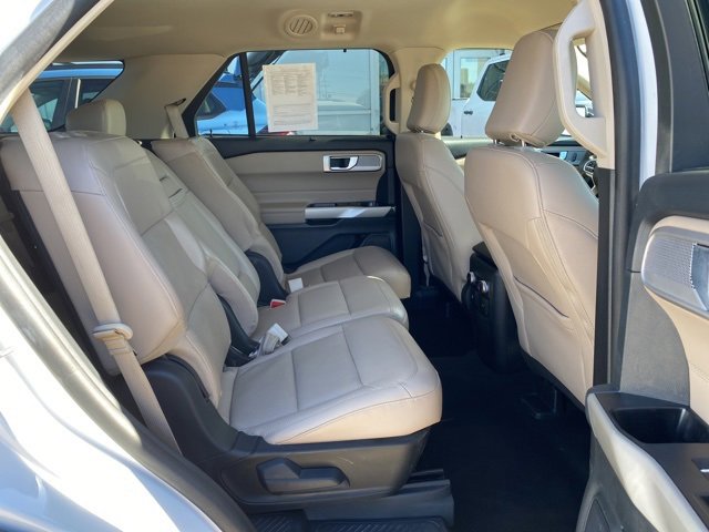 Used 2024 Ford Explorer Limited image 22
