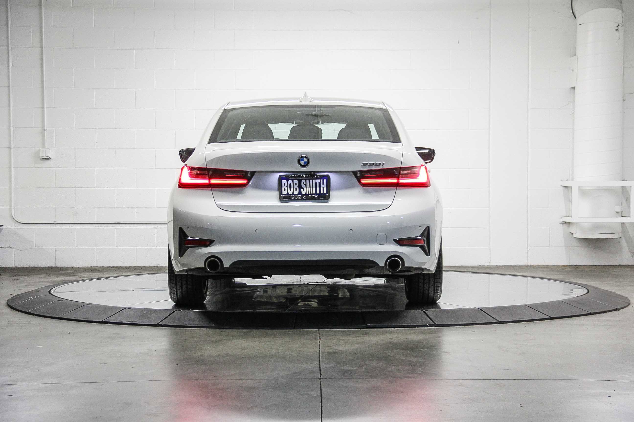 Used 2021 BMW 330i Sedan w/ Convenience Package image 5