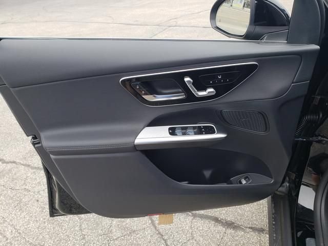 New 2025 Mercedes-Benz GLC 300 4MATIC image 11