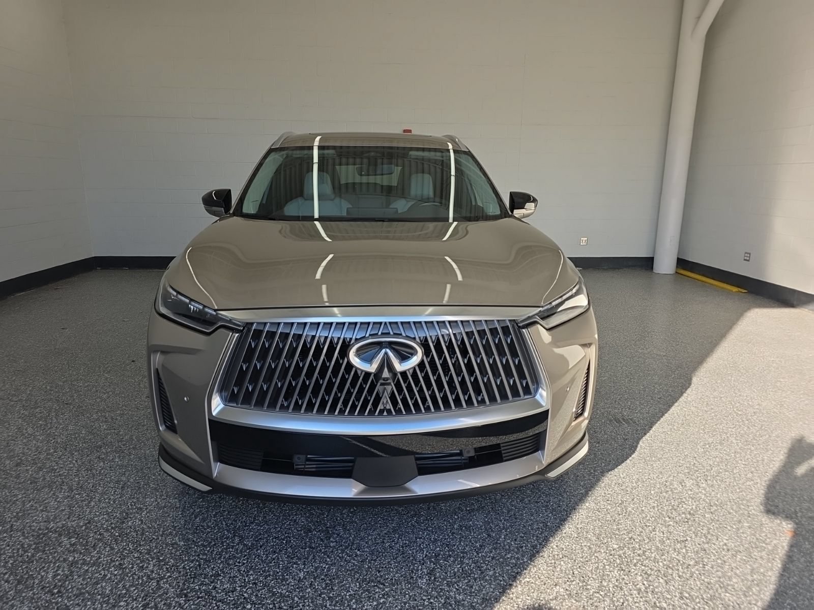 Certified 2026 INFINITI QX60 Luxe w/ Cargo Package AWD/4WD image 8