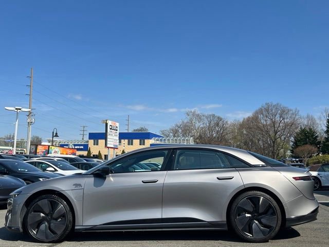 Used 2024 Lucid Air Touring image 16