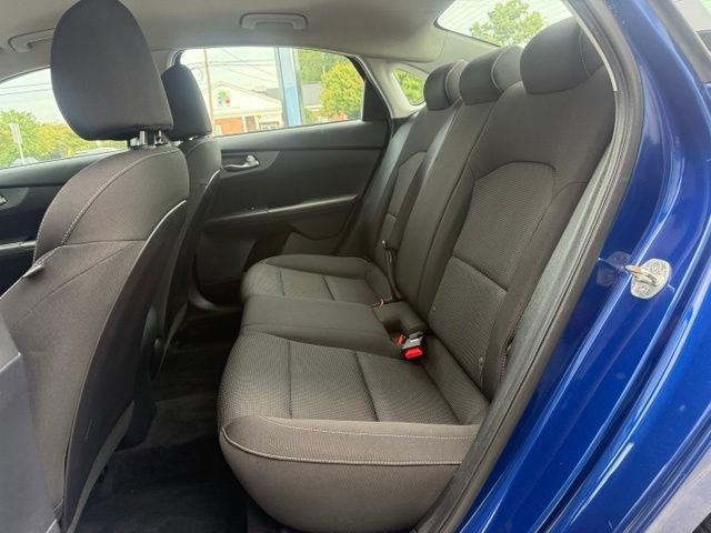 Used 2020 Kia Forte LXS FWD image 14