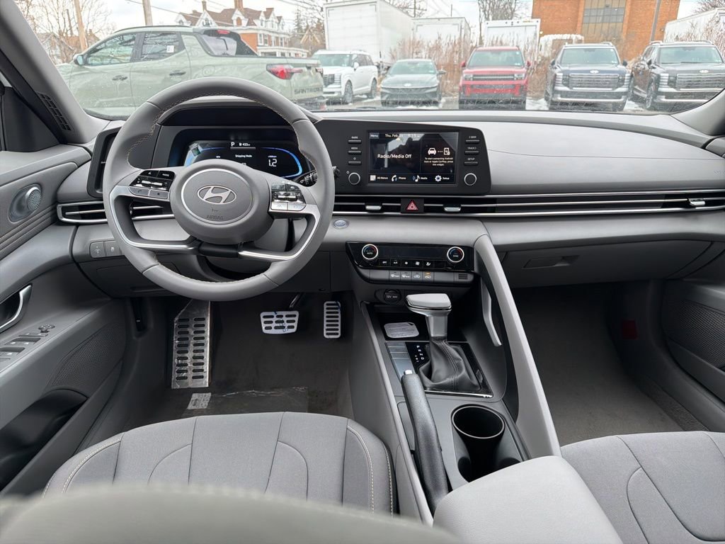 New 2026 Hyundai Elantra Sport w/ Cargo Package image 17