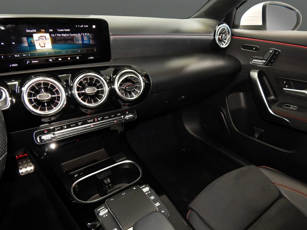 Used 2022 Mercedes-Benz A 220 4MATIC w/ AMG Line image 21