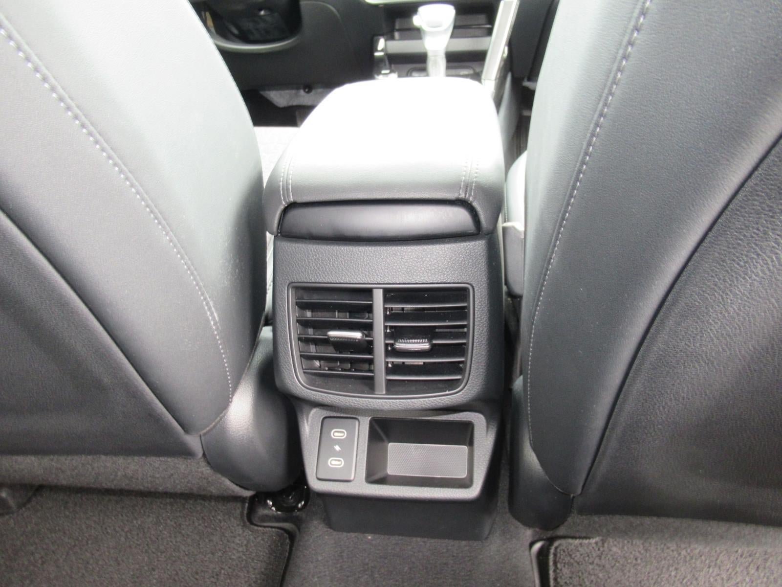 Used 2024 Kia Seltos S FWD image 30