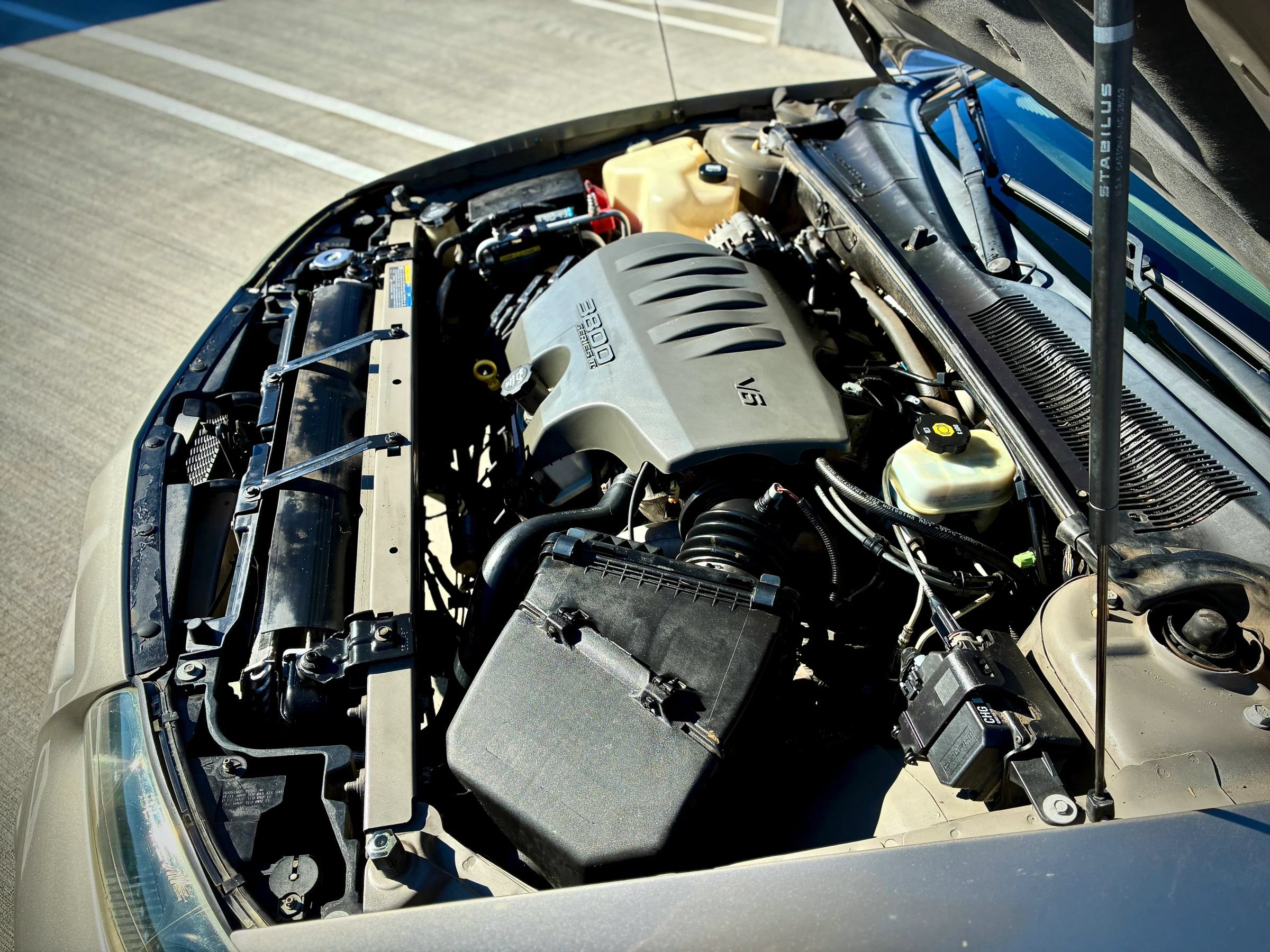 Used 2003 Pontiac Bonneville SLE FWD image 20
