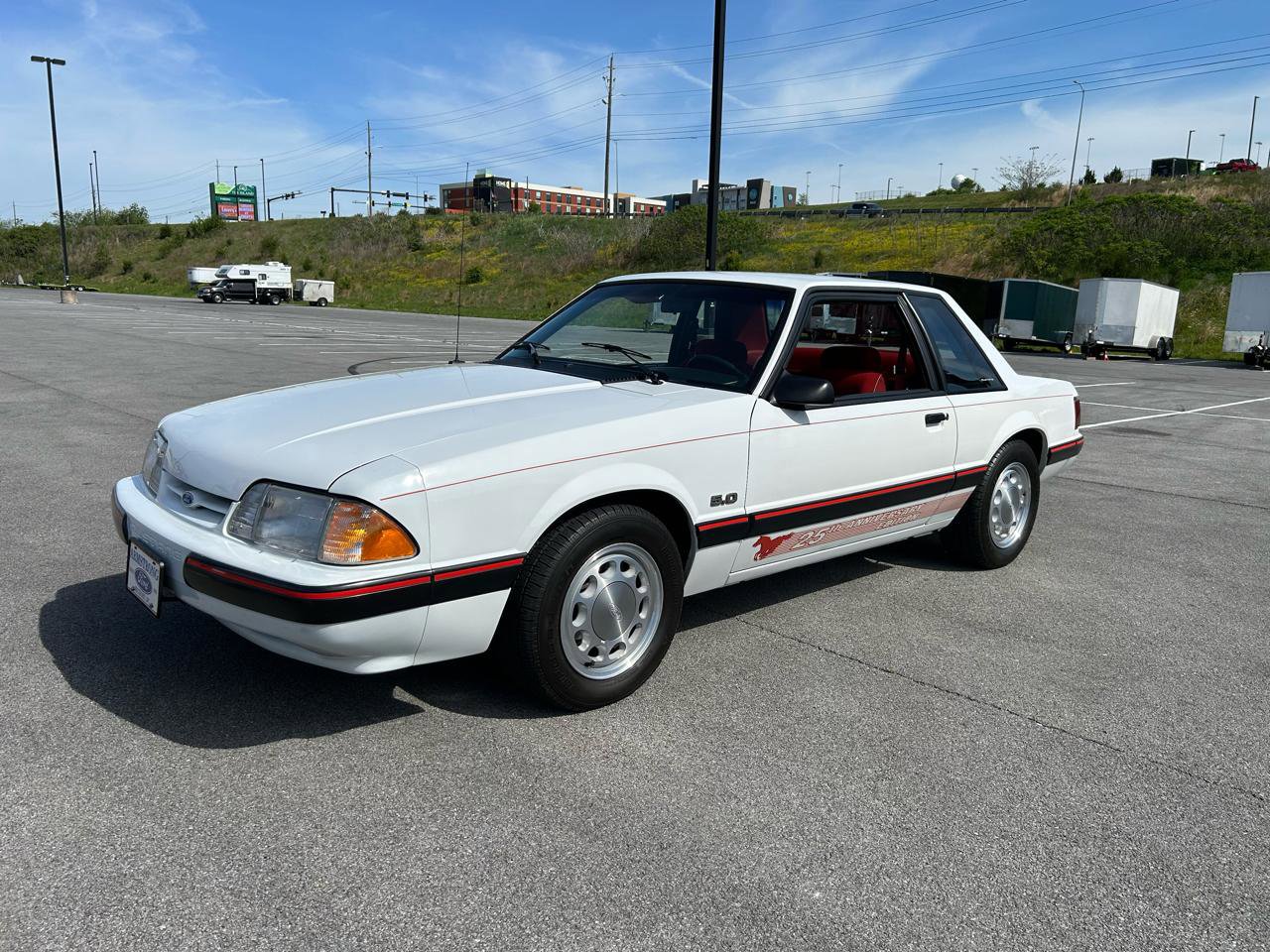 Used 1989 Ford Mustang LX RWD image 1
