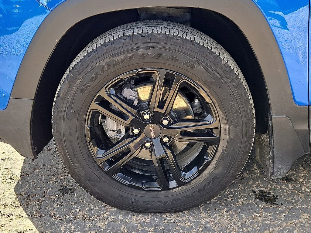 Used 2024 GMC Terrain AT4 w/ Tech Package image 10