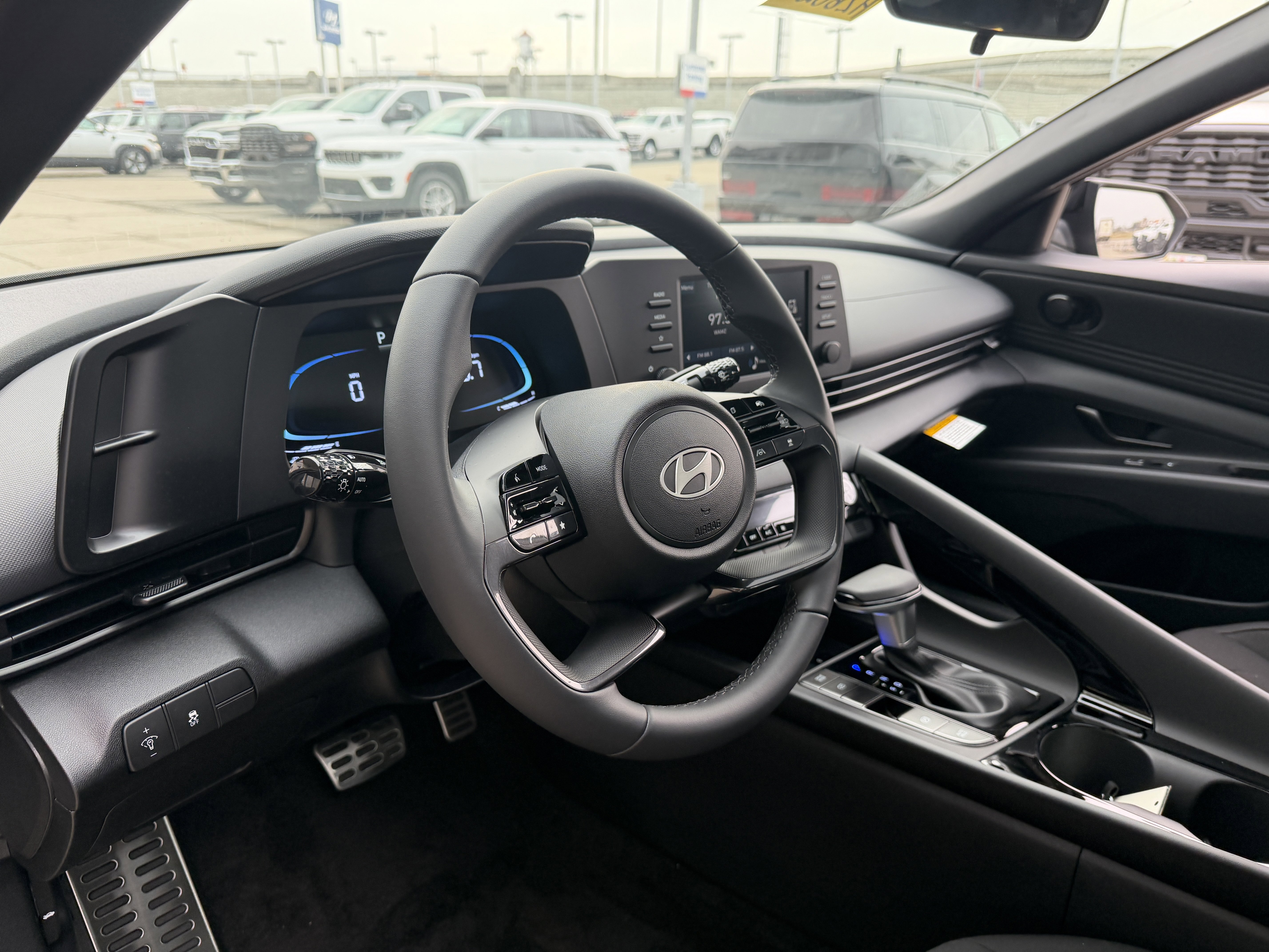 New 2026 Hyundai Elantra SEL Sport FWD image 26