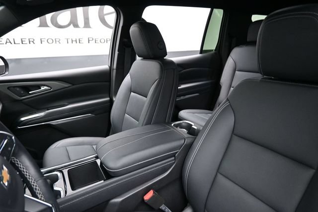 Used 2026 Chevrolet Traverse LT w/ Driver Confidence Package FWD image 17