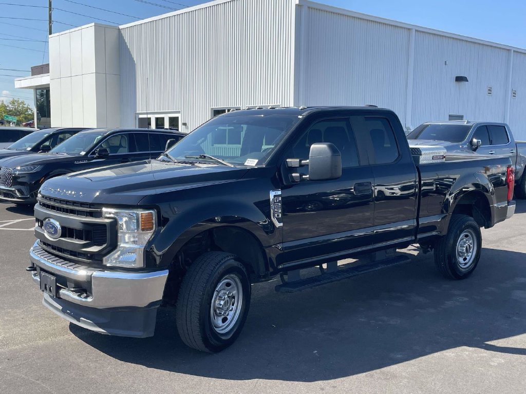 Used 2021 Ford F250 XL w/ Power Equipment Group AWD/4WD image 7