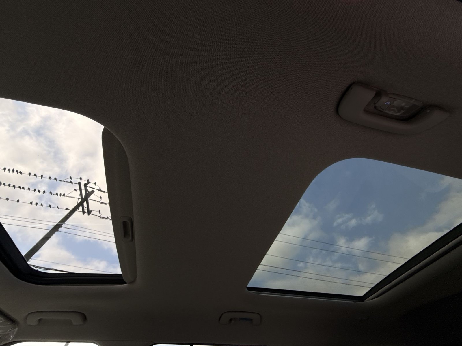 New 2027 Hyundai Santa Fe Limited w/ Tow & Go Package AWD/4WD image 24