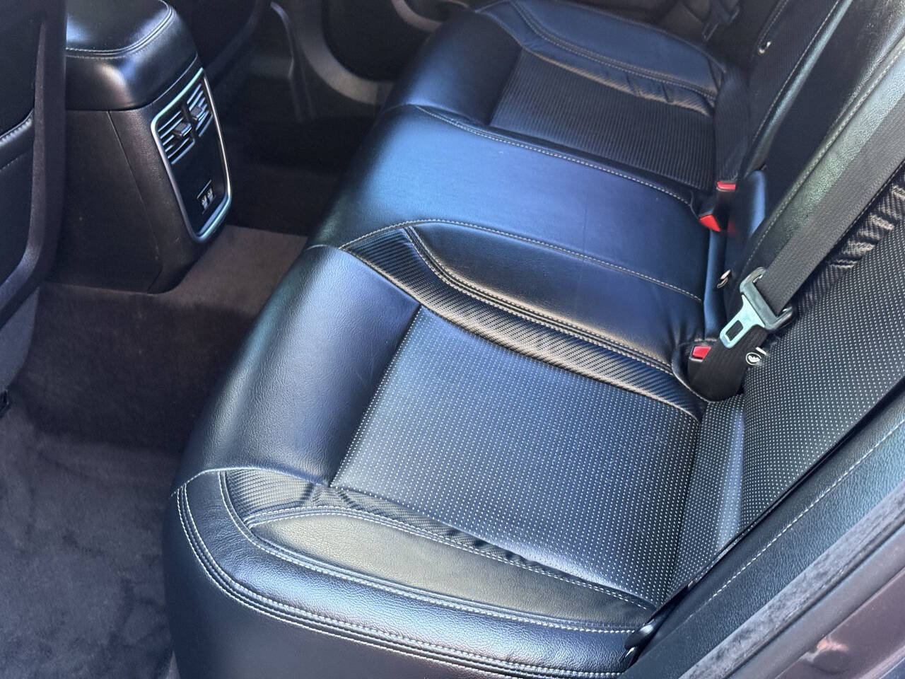 Used 2018 Dodge Charger R/T RWD image 18
