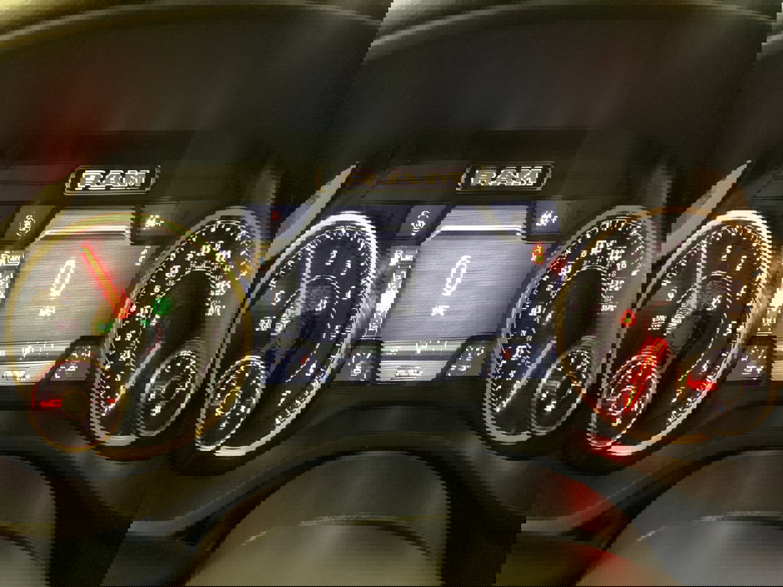 New 2026 RAM 1500 4x4 Crew Cab image 25