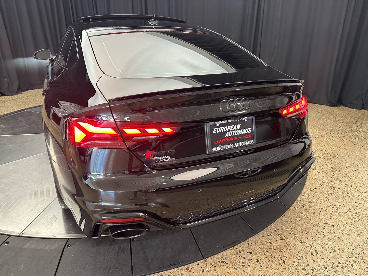 Used 2021 Audi RS 5 Sportback w/ Dynamic Package AWD/4WD image 7