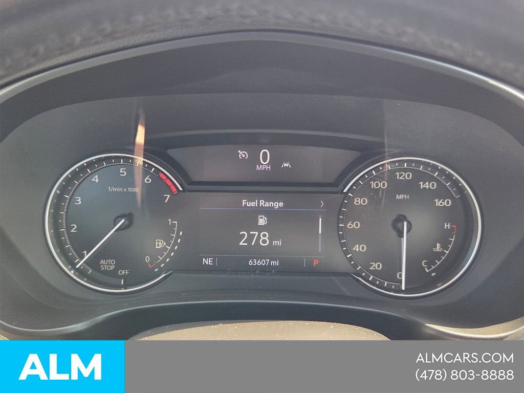 Used 2023 Cadillac XT4 Premium Luxury w/ Cold Weather Package image 26