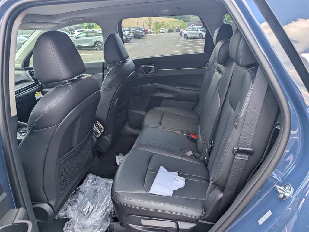 New 2026 Kia Sorento S w/ S Panoramic Sunroof Package AWD/4WD image 10