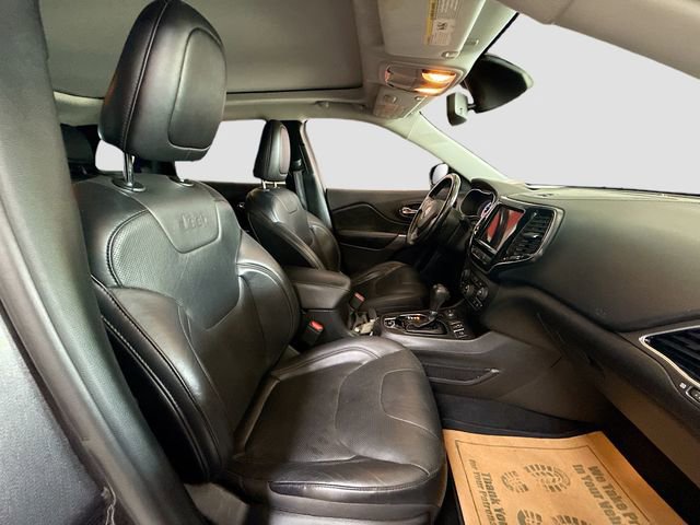 Used 2021 Jeep Cherokee Limited AWD/4WD image 28