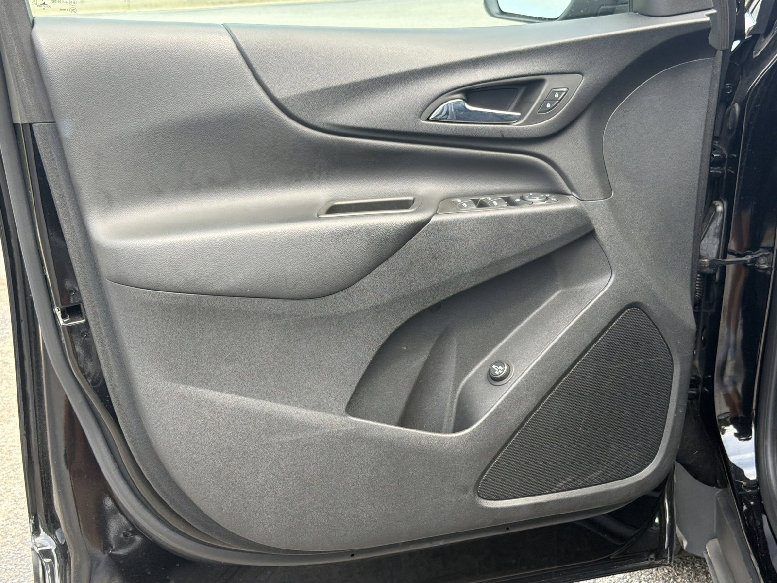 Used 2022 Chevrolet Equinox LT AWD/4WD image 16