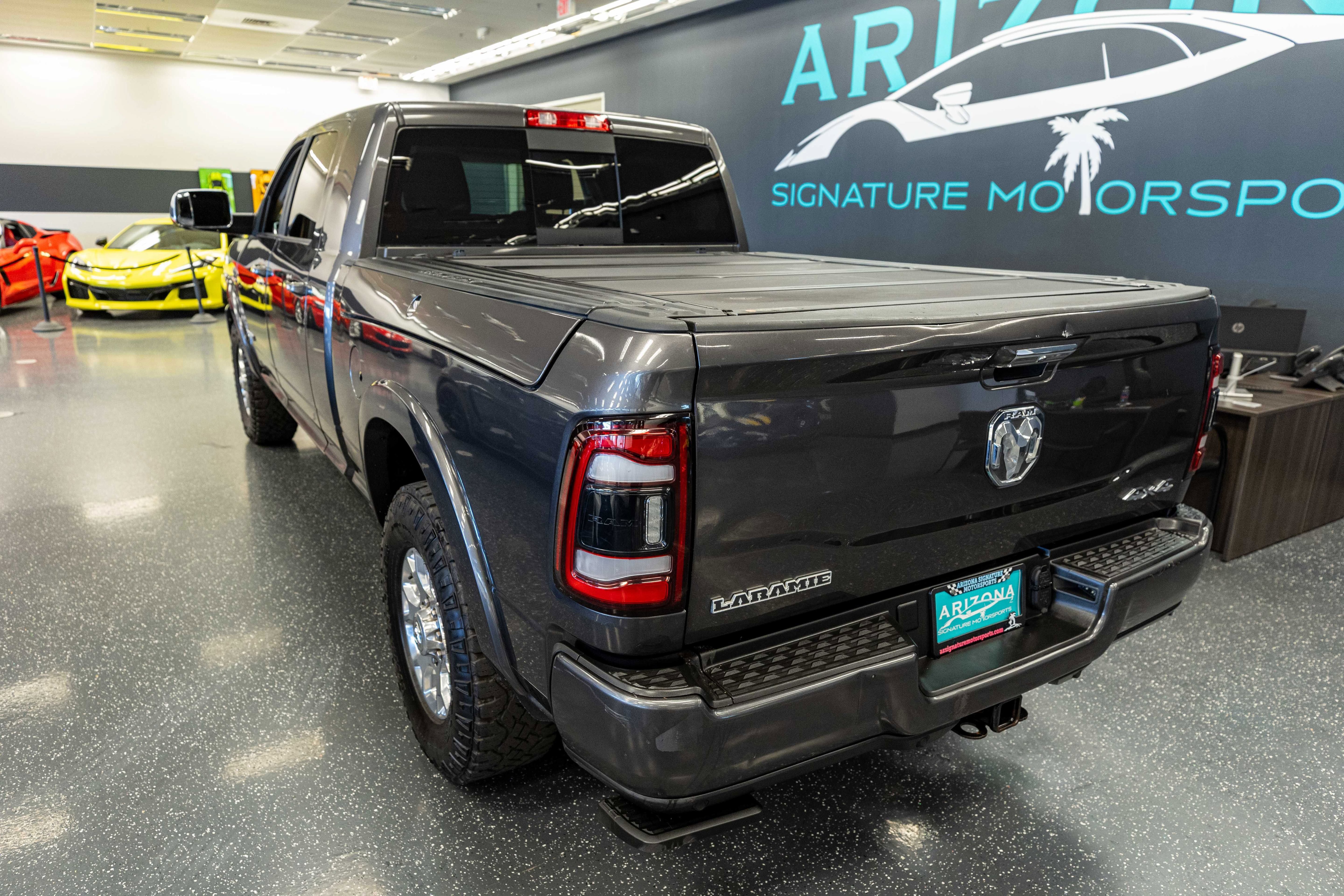 Used 2020 RAM 2500 Laramie AWD/4WD image 8