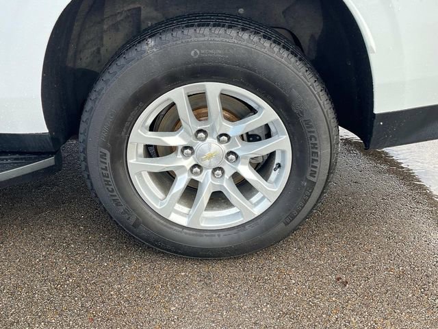 Used 2021 Chevrolet Suburban LT image 15