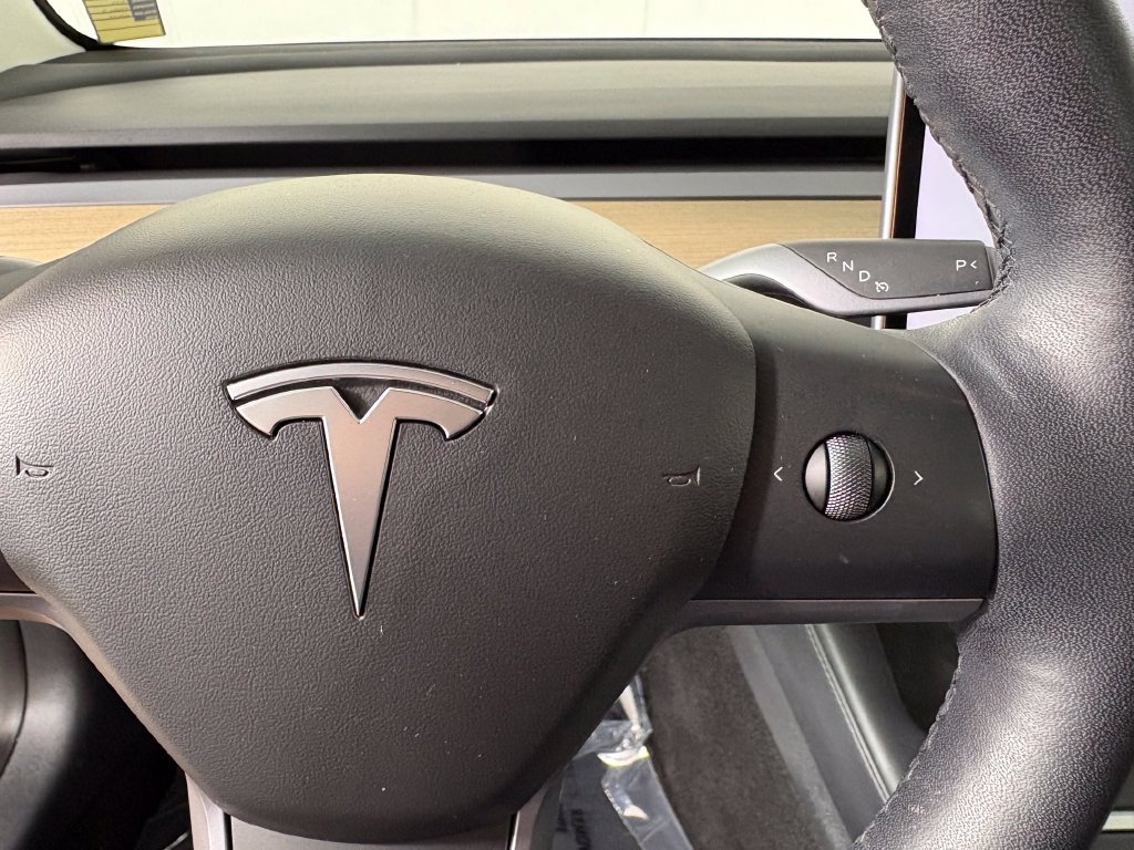 Used 2022 Tesla Model 3 Long Range AWD/4WD image 21