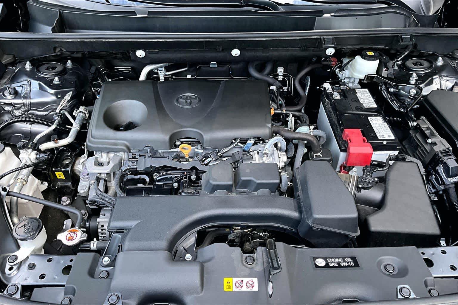 Certified 2025 Toyota RAV4 XLE FWD image 32