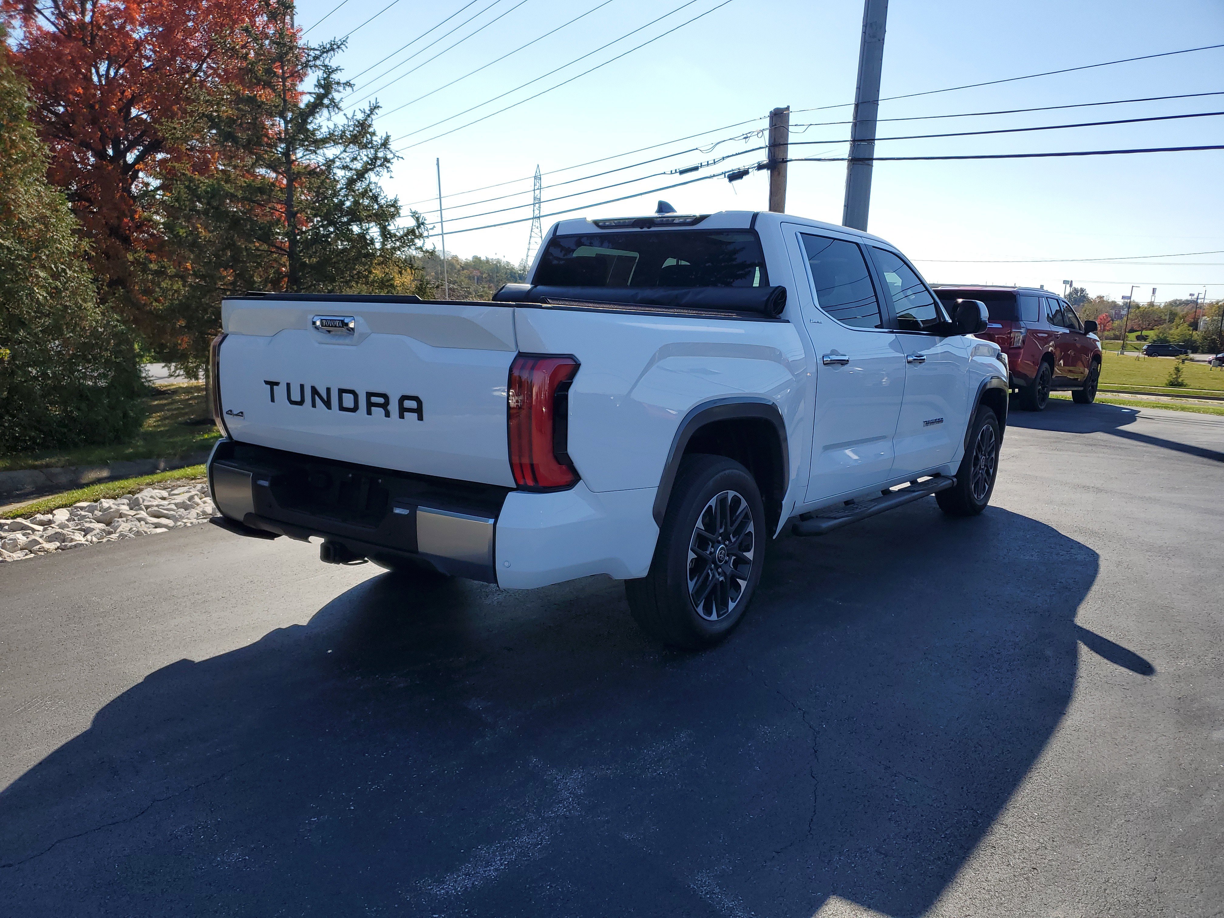 Used 2024 Toyota Tundra Limited image 3