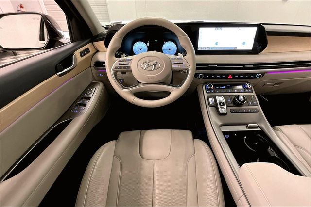 Used 2024 Hyundai Palisade Limited FWD image 6