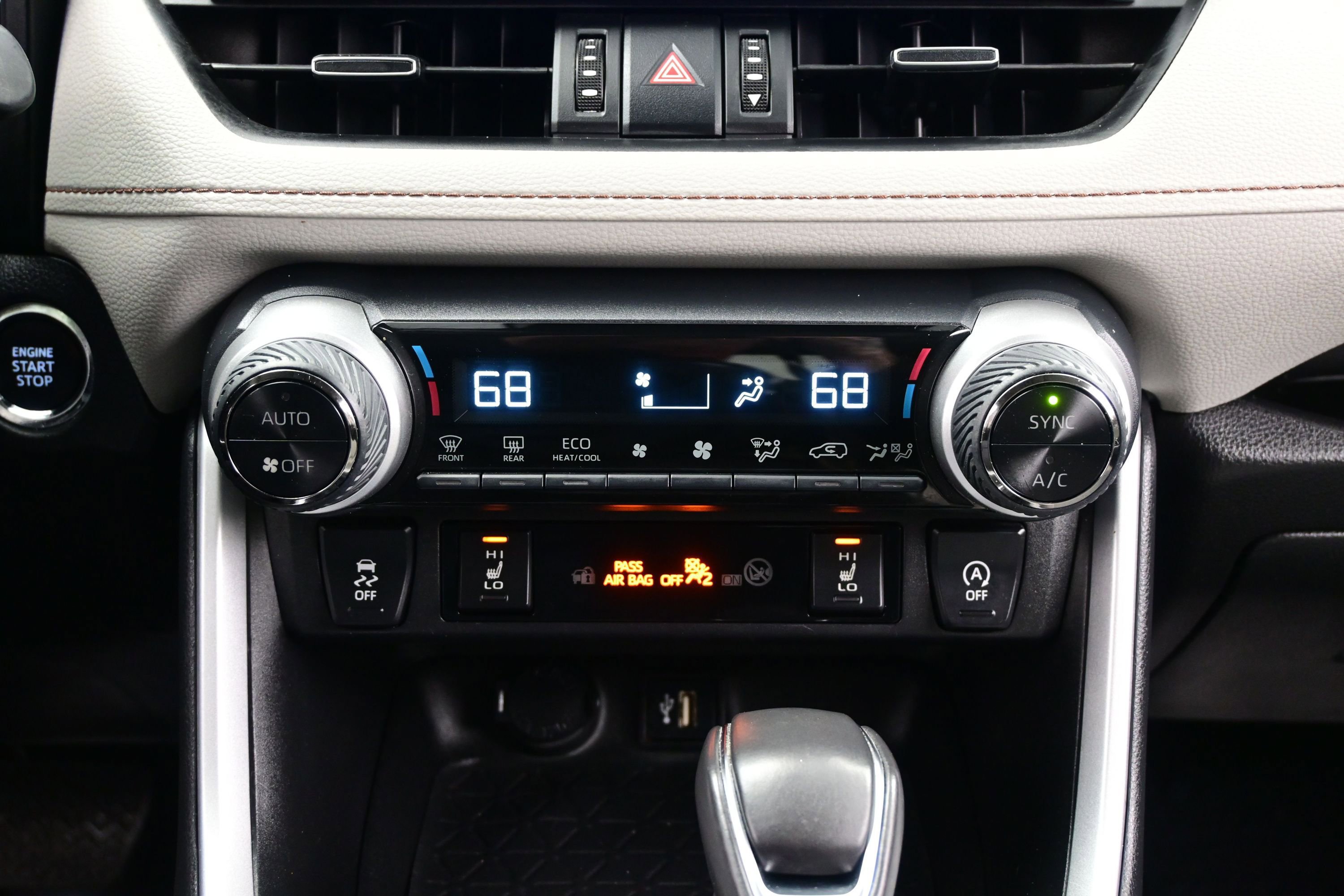Used 2023 Toyota RAV4 XLE Premium AWD/4WD image 21
