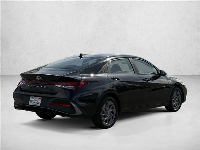 Certified 2024 Hyundai Elantra SEL image 5