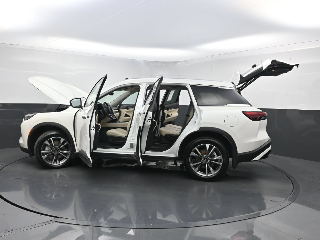 Used 2023 INFINITI QX60 Luxe w/ Cargo Package FWD image 38