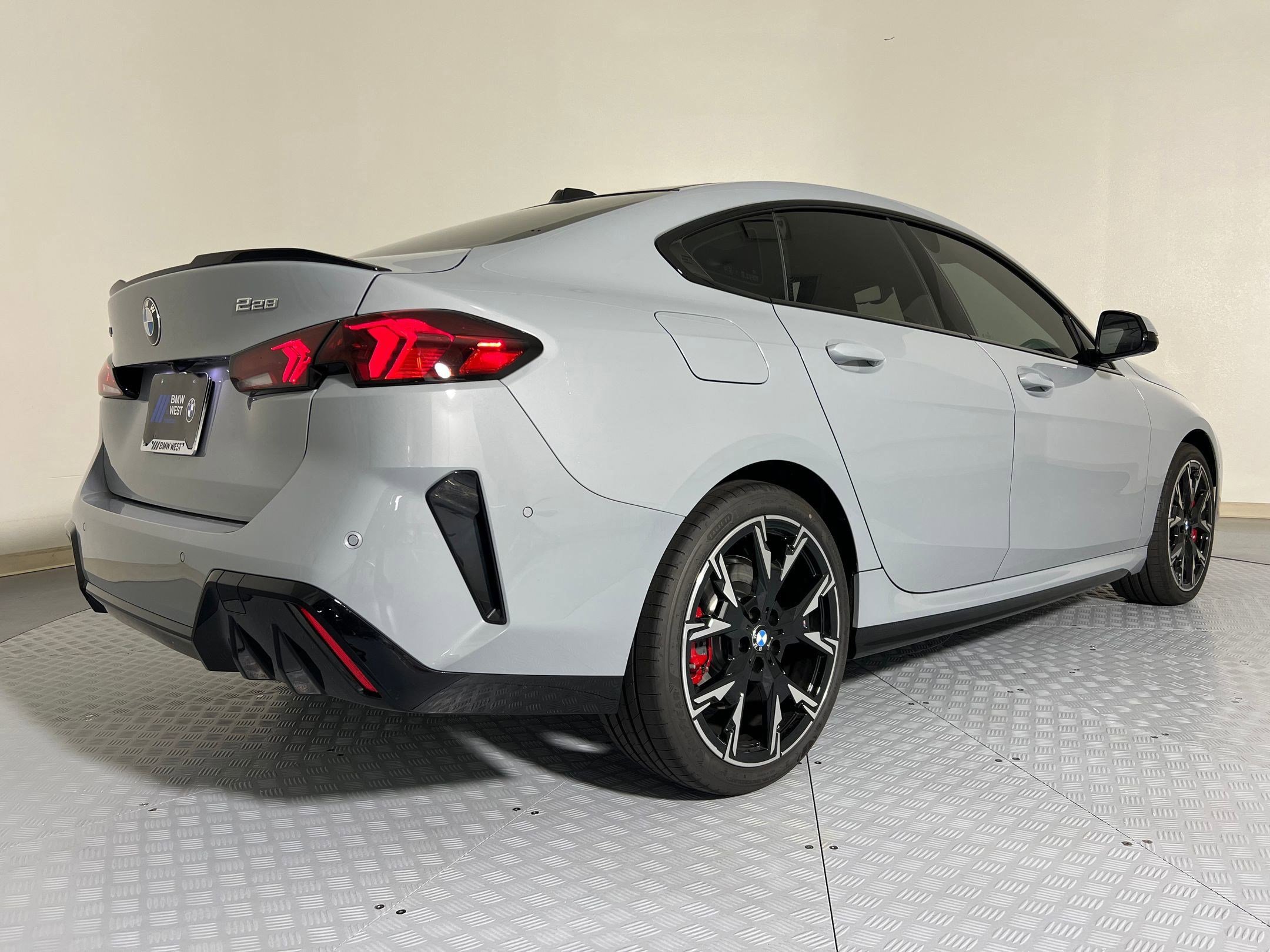 Used 2025 BMW 228i xDrive w/ Premium Package AWD/4WD image 9