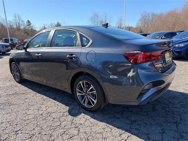 Used 2023 Kia Forte LXS w/ LXS Technology Package image 4