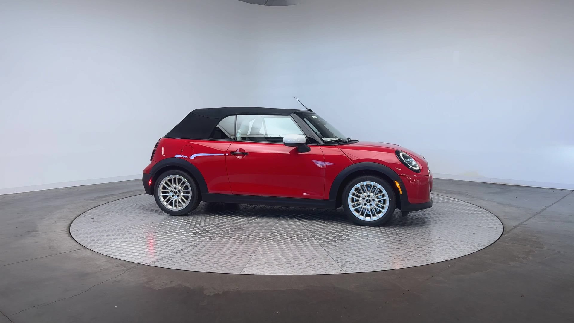 Used 2026 MINI Cooper S FWD image 9