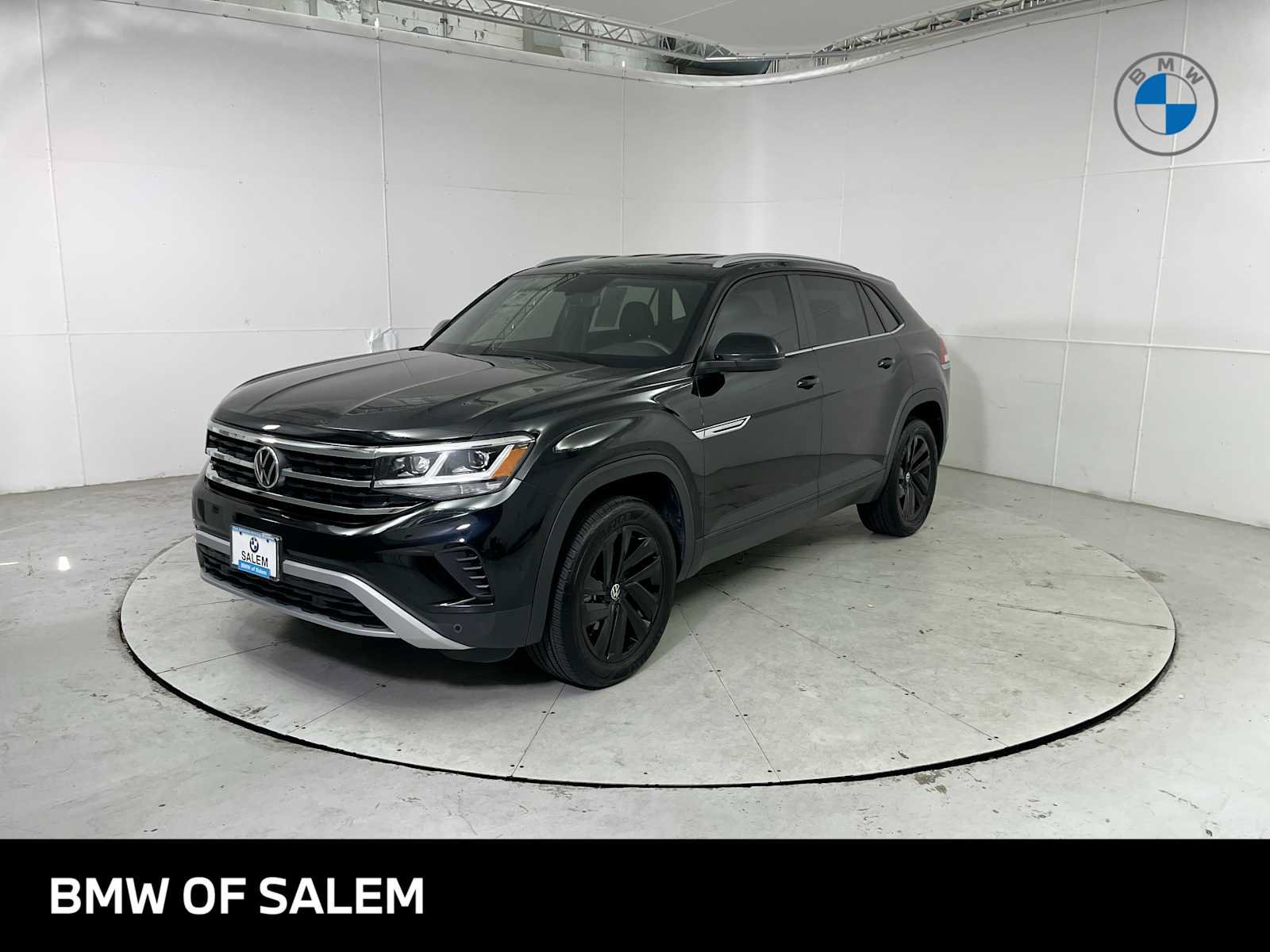 Used 2022 Volkswagen Atlas Cross Sport SE w/ Black Wheel Package