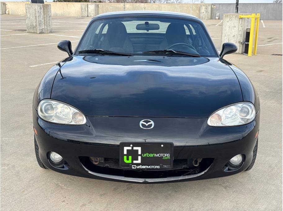 Used 2002 MAZDA MX-5 Miata image 2